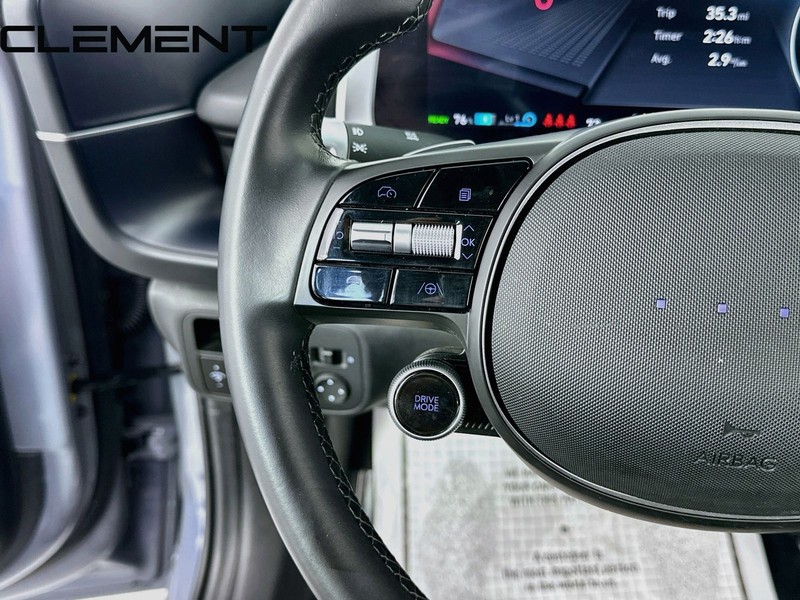 Hyundai IONIQ 6 Vehicle Full-screen Gallery Image 15