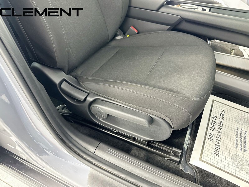 Hyundai IONIQ 6 Vehicle Full-screen Gallery Image 30