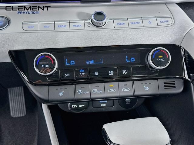 Hyundai Elantra Vehicle Image 19