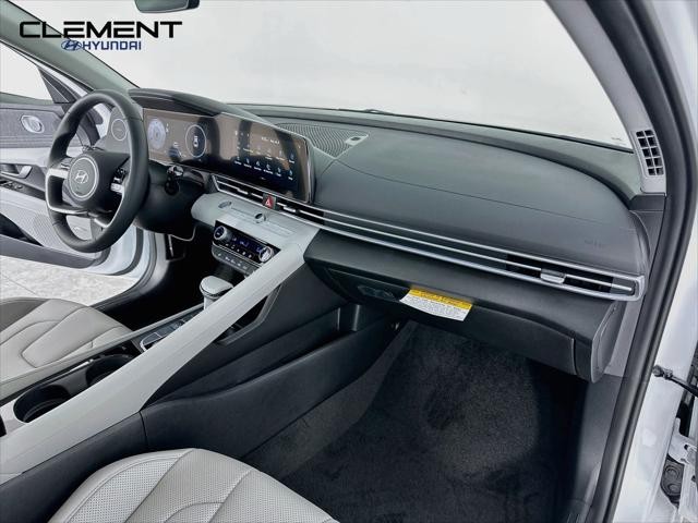 Hyundai Elantra Vehicle Image 31