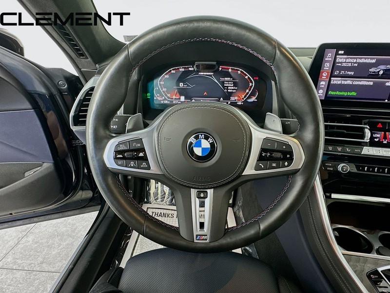 BMW 8 Series Vehicle Image 14