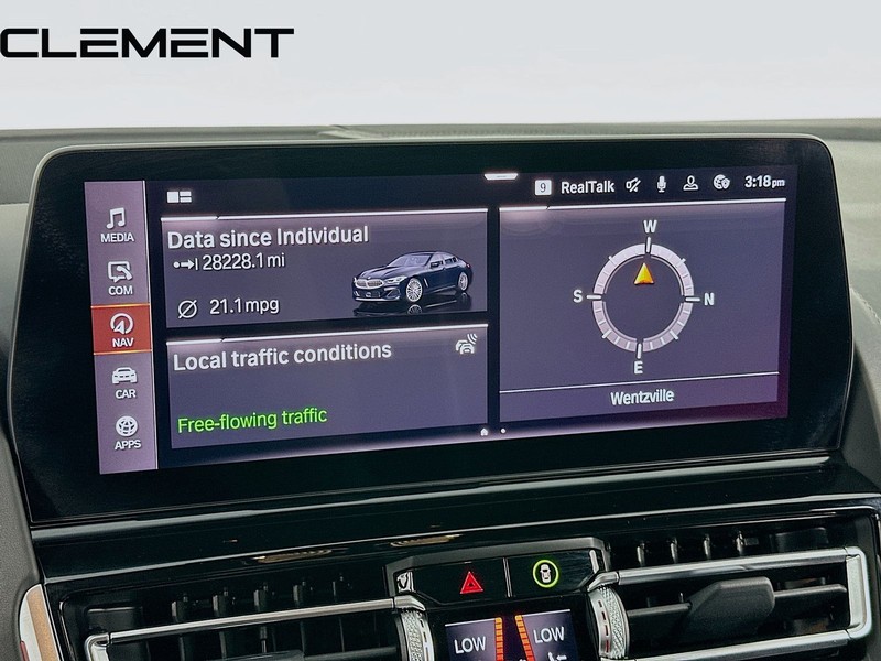 BMW 8 Series Vehicle Image 19
