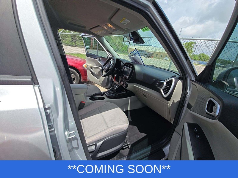 Kia Soul Vehicle Image 03
