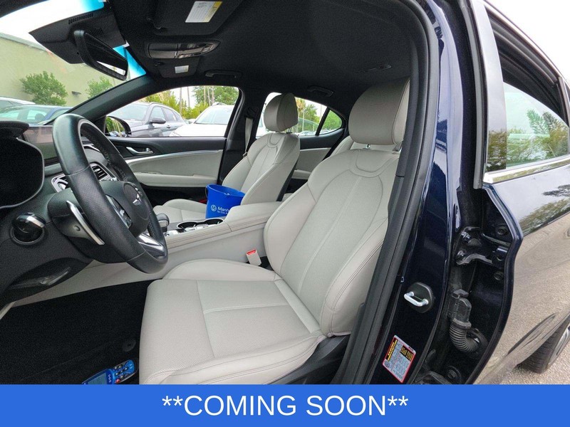 Genesis G70 Vehicle Image 03