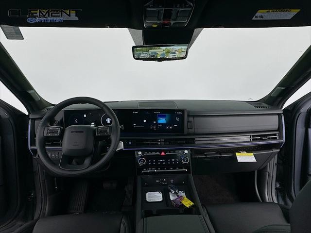 Hyundai Santa Fe Vehicle Full-screen Gallery Image 11