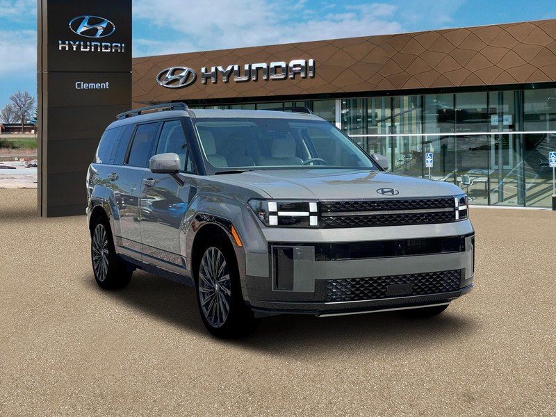 Hyundai Santa Fe Vehicle Full-screen Gallery Image 11