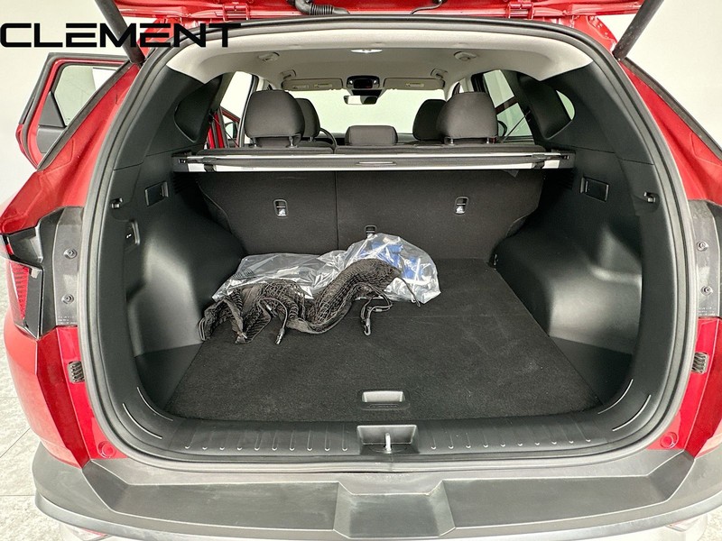 Hyundai Tucson Vehicle Full-screen Gallery Image 11