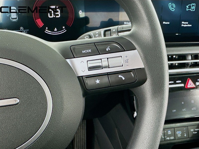 Hyundai Tucson Vehicle Full-screen Gallery Image 17