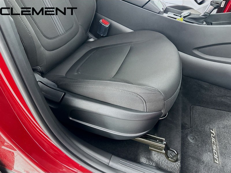 Hyundai Tucson Vehicle Full-screen Gallery Image 33