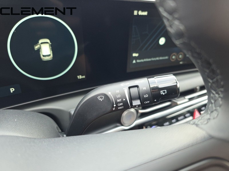 Hyundai Tucson Vehicle Full-screen Gallery Image 17