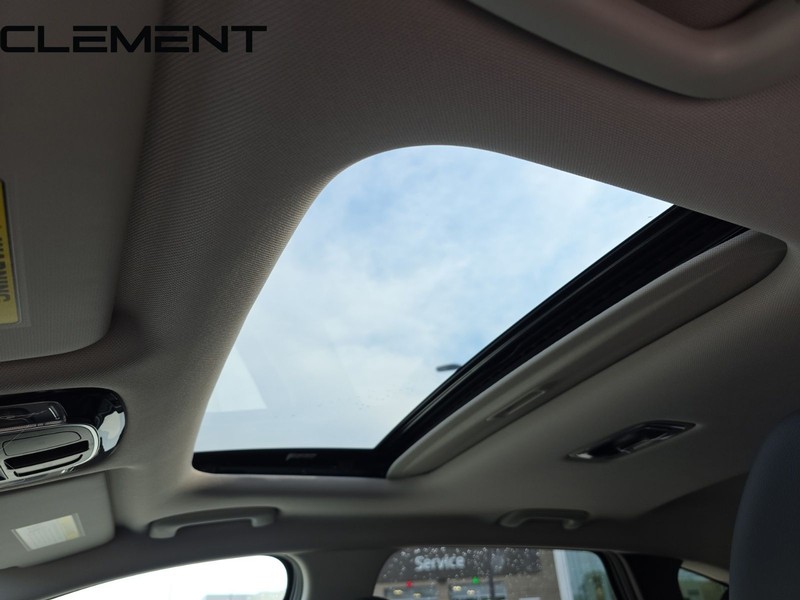 Hyundai Tucson Vehicle Full-screen Gallery Image 28