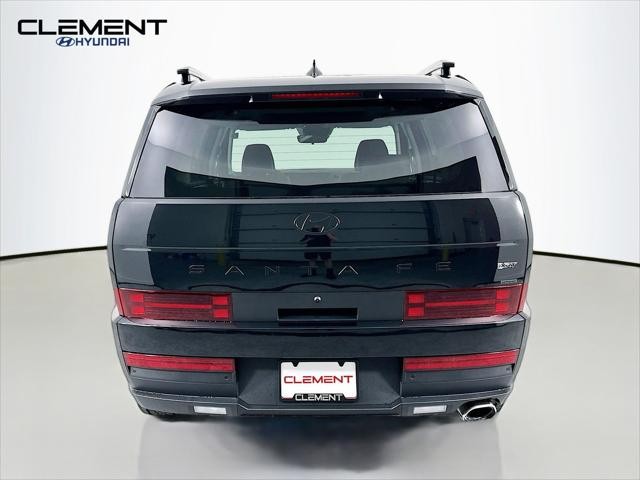 Hyundai Santa Fe Vehicle Full-screen Gallery Image 7