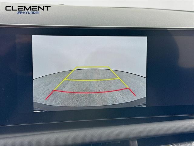 Hyundai Tucson Vehicle Full-screen Gallery Image 18