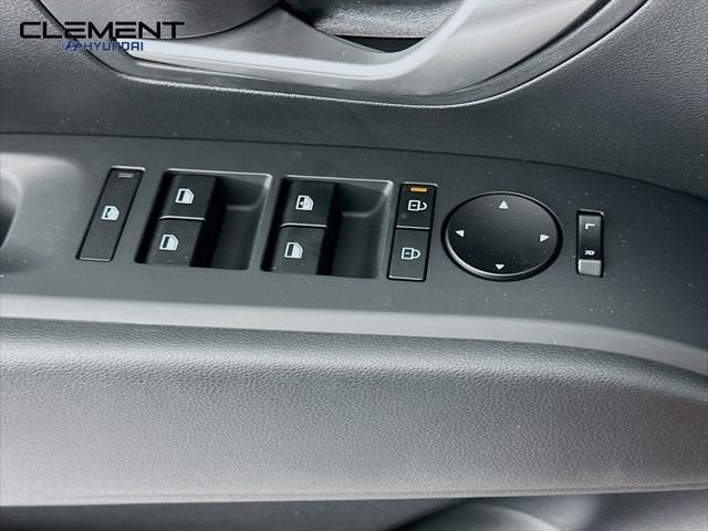 Hyundai Tucson Vehicle Full-screen Gallery Image 21