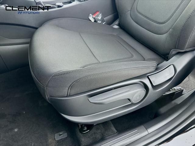 Hyundai Tucson Vehicle Full-screen Gallery Image 23