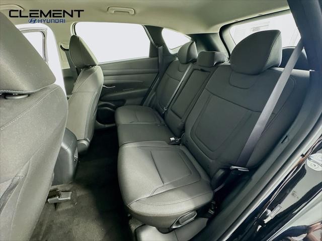 Hyundai Tucson Vehicle Full-screen Gallery Image 26