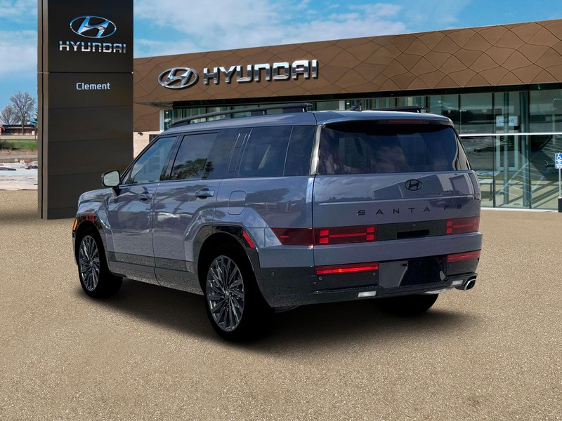 Hyundai Santa Fe Vehicle Full-screen Gallery Image 5