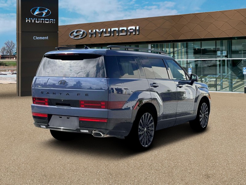 Hyundai Santa Fe Vehicle Full-screen Gallery Image 7