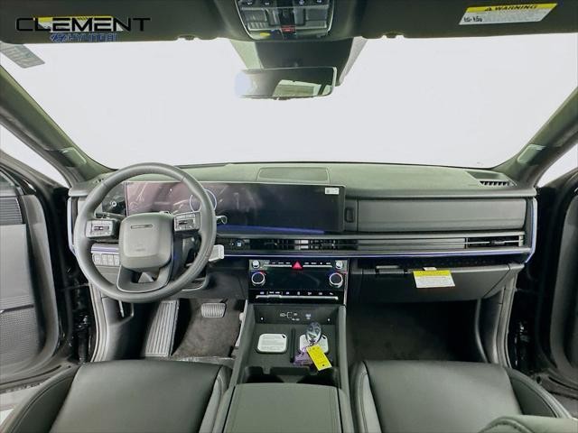 Hyundai Santa Fe Vehicle Full-screen Gallery Image 11
