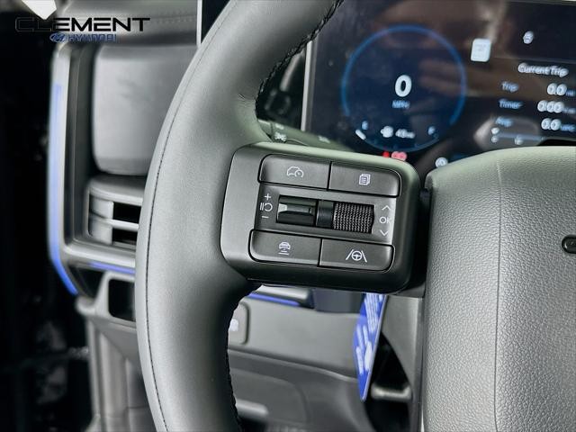 Hyundai Santa Fe Vehicle Full-screen Gallery Image 14