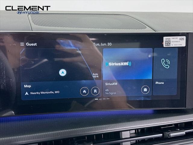 Hyundai Santa Fe Vehicle Full-screen Gallery Image 17