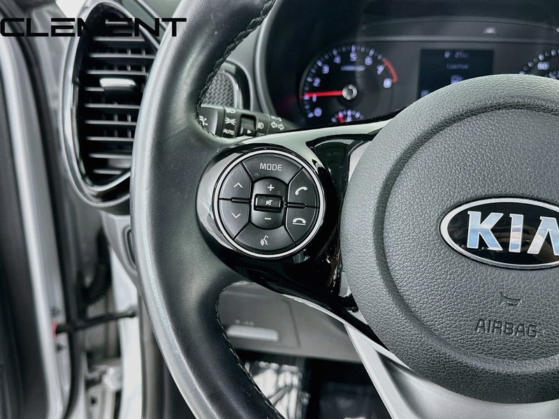 Kia Soul Vehicle Image 15