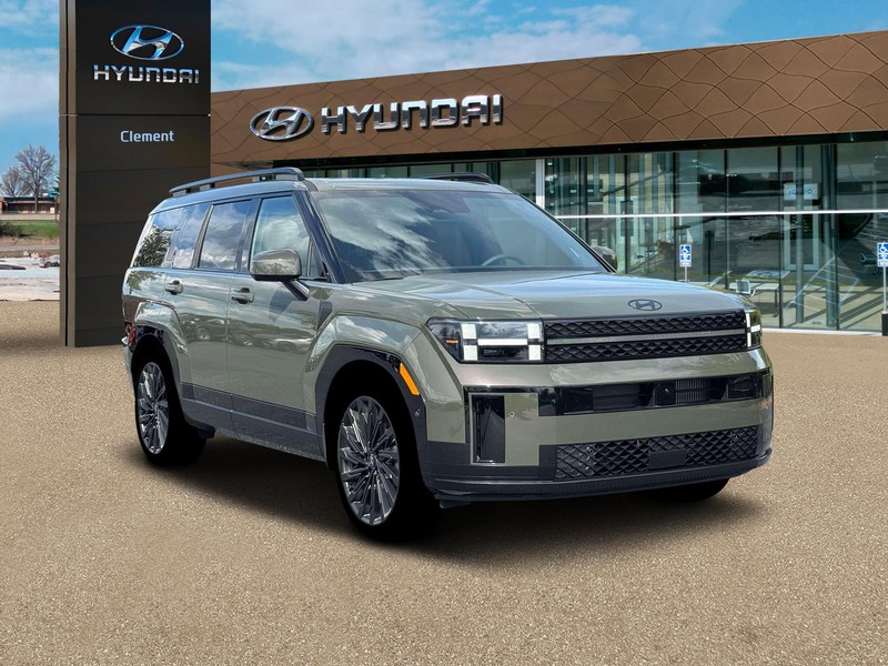 Hyundai Santa Fe Vehicle Full-screen Gallery Image 11