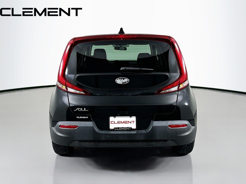 Kia Soul Vehicle Full-screen Gallery Image 8