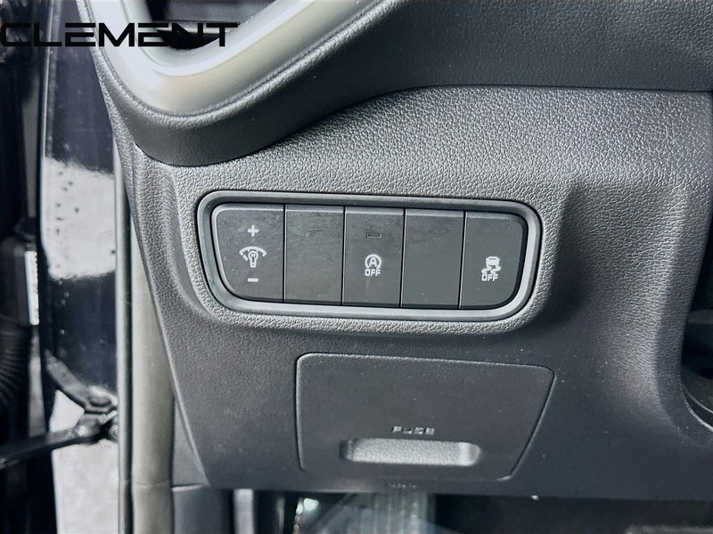 Kia Soul Vehicle Full-screen Gallery Image 13