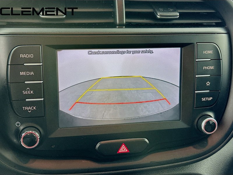 Kia Soul Vehicle Full-screen Gallery Image 20