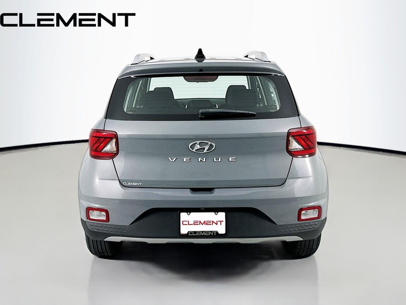 Hyundai Venue Vehicle Image 08