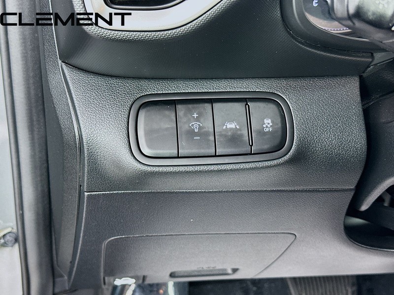 Hyundai Venue Vehicle Image 13
