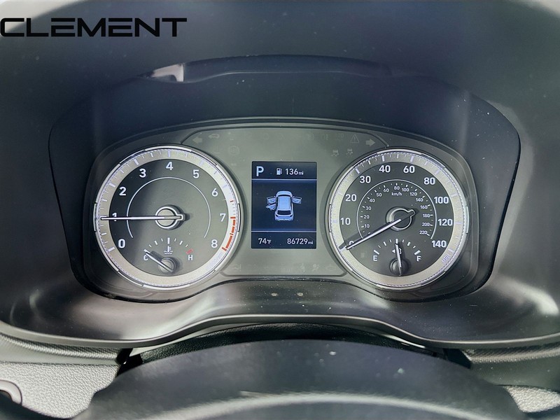 Hyundai Venue Vehicle Image 18