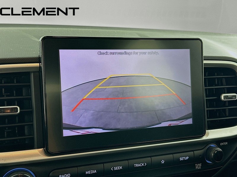 Hyundai Venue Vehicle Image 20