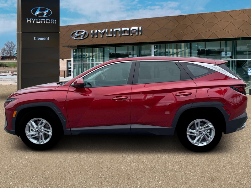 Hyundai Tucson Vehicle Full-screen Gallery Image 3