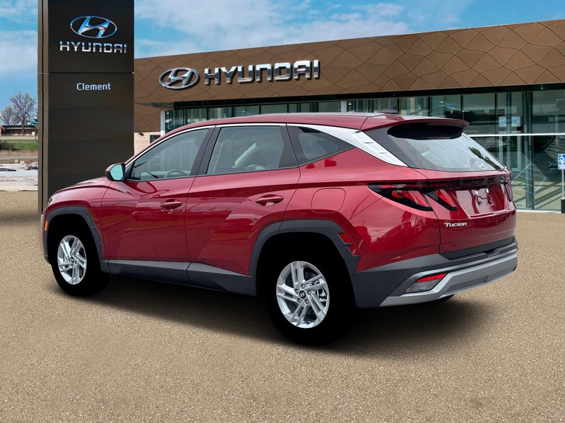 Hyundai Tucson Vehicle Full-screen Gallery Image 4