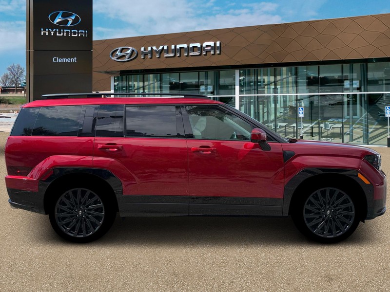 Hyundai Santa Fe Vehicle Full-screen Gallery Image 9