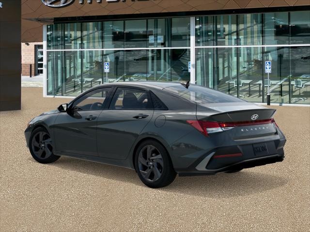 Hyundai Elantra Vehicle Full-screen Gallery Image 5