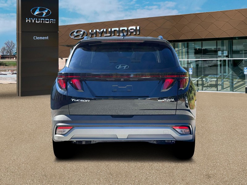 Hyundai Tucson Hybrid Vehicle Full-screen Gallery Image 6