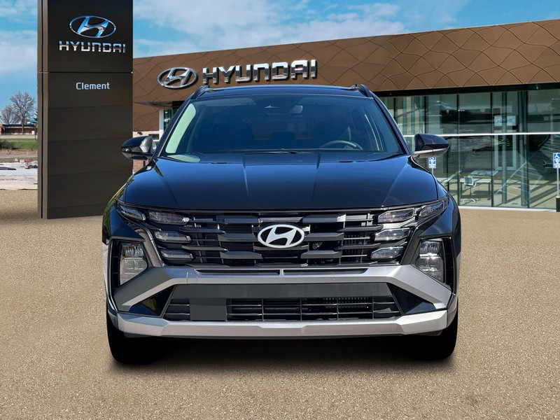 Hyundai Tucson Hybrid Vehicle Full-screen Gallery Image 12