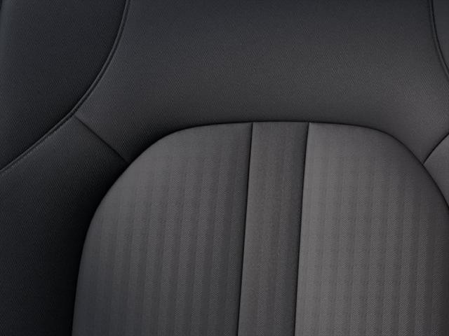 Hyundai Sonata Vehicle Full-screen Gallery Image 17