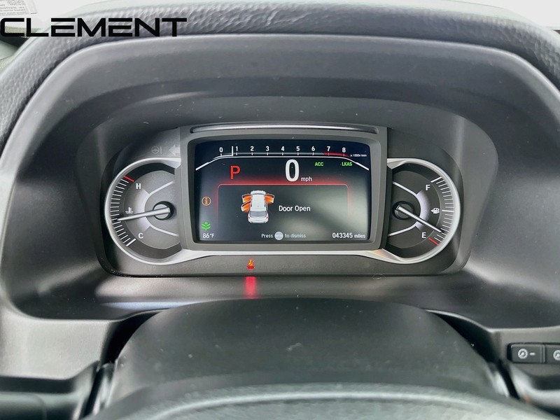 Honda Passport Vehicle Full-screen Gallery Image 18