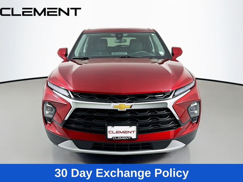 Chevrolet Blazer Vehicle Image 03