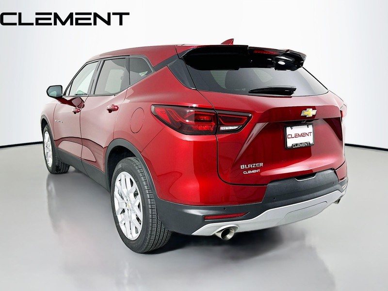 Chevrolet Blazer Vehicle Image 10