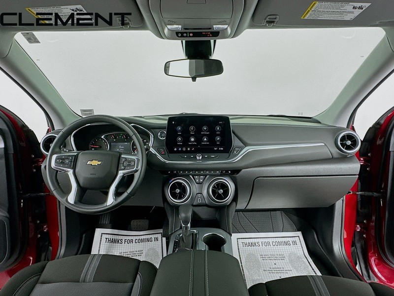 Chevrolet Blazer Vehicle Image 12