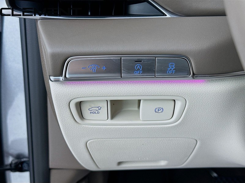 Genesis GV80 Vehicle Image 13