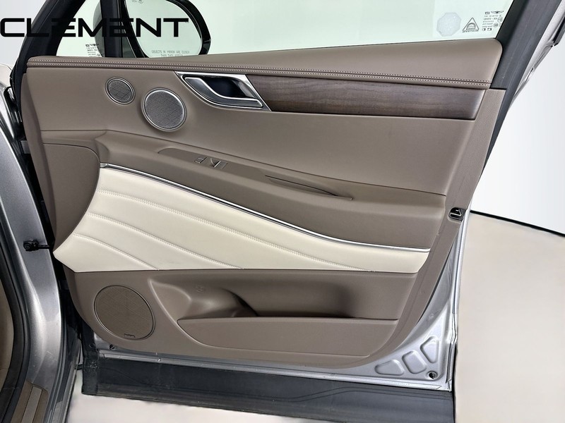 Genesis GV80 Vehicle Image 38