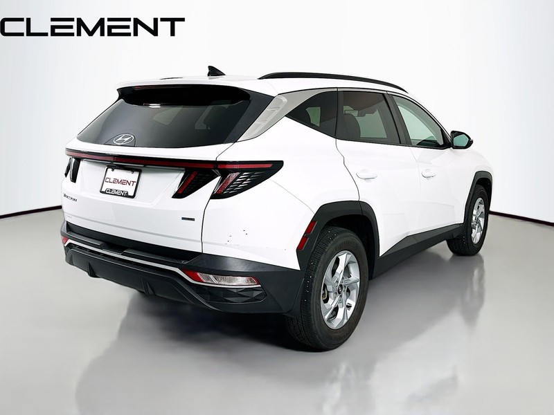 Hyundai Tucson Vehicle Full-screen Gallery Image 7