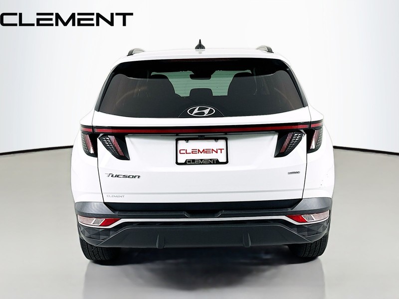 Hyundai Tucson Vehicle Full-screen Gallery Image 8