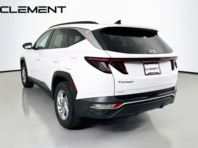 Hyundai Tucson Vehicle Full-screen Gallery Image 10
